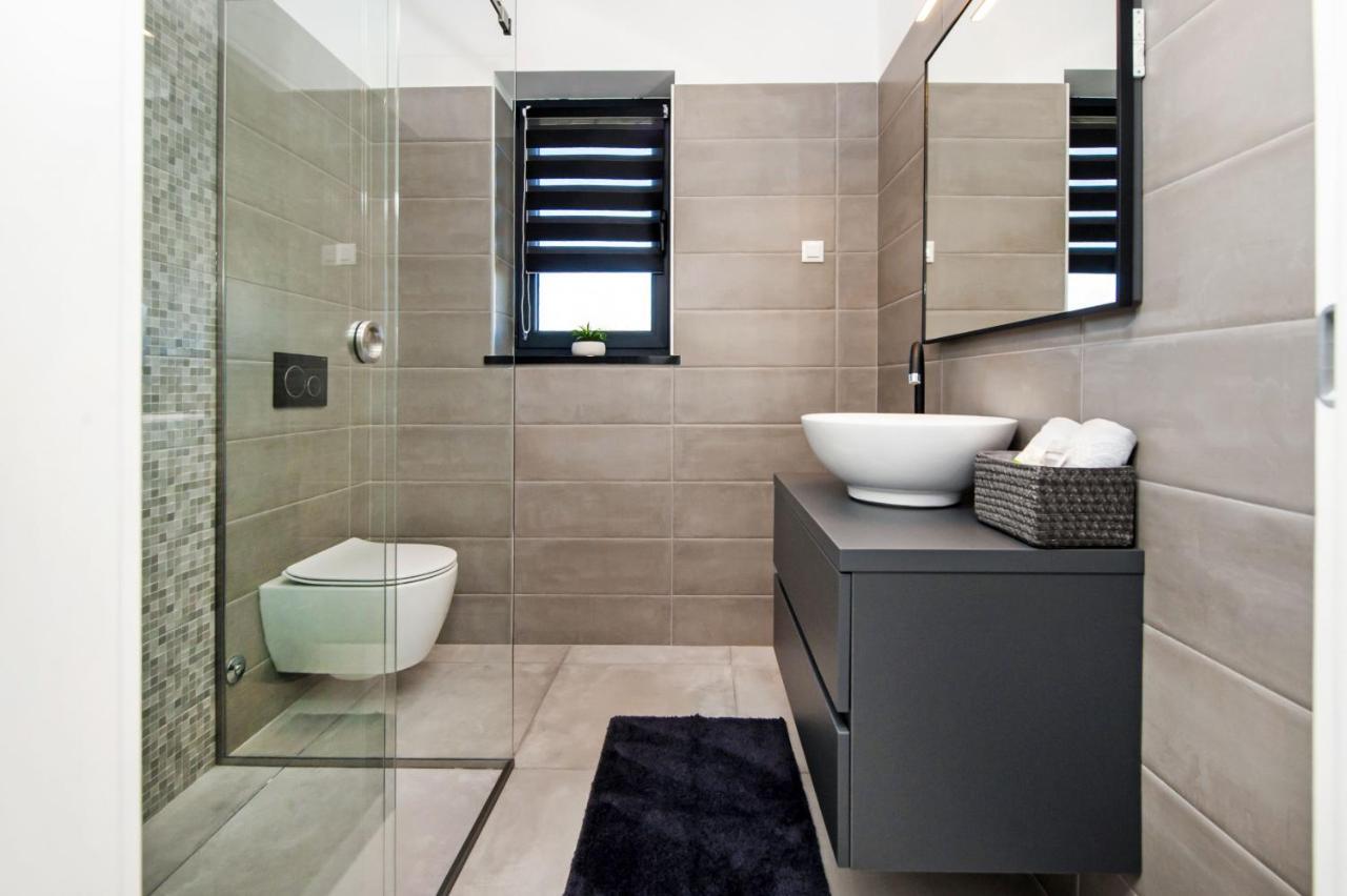 Villa Xo โรวีน ภายนอก รูปภาพ